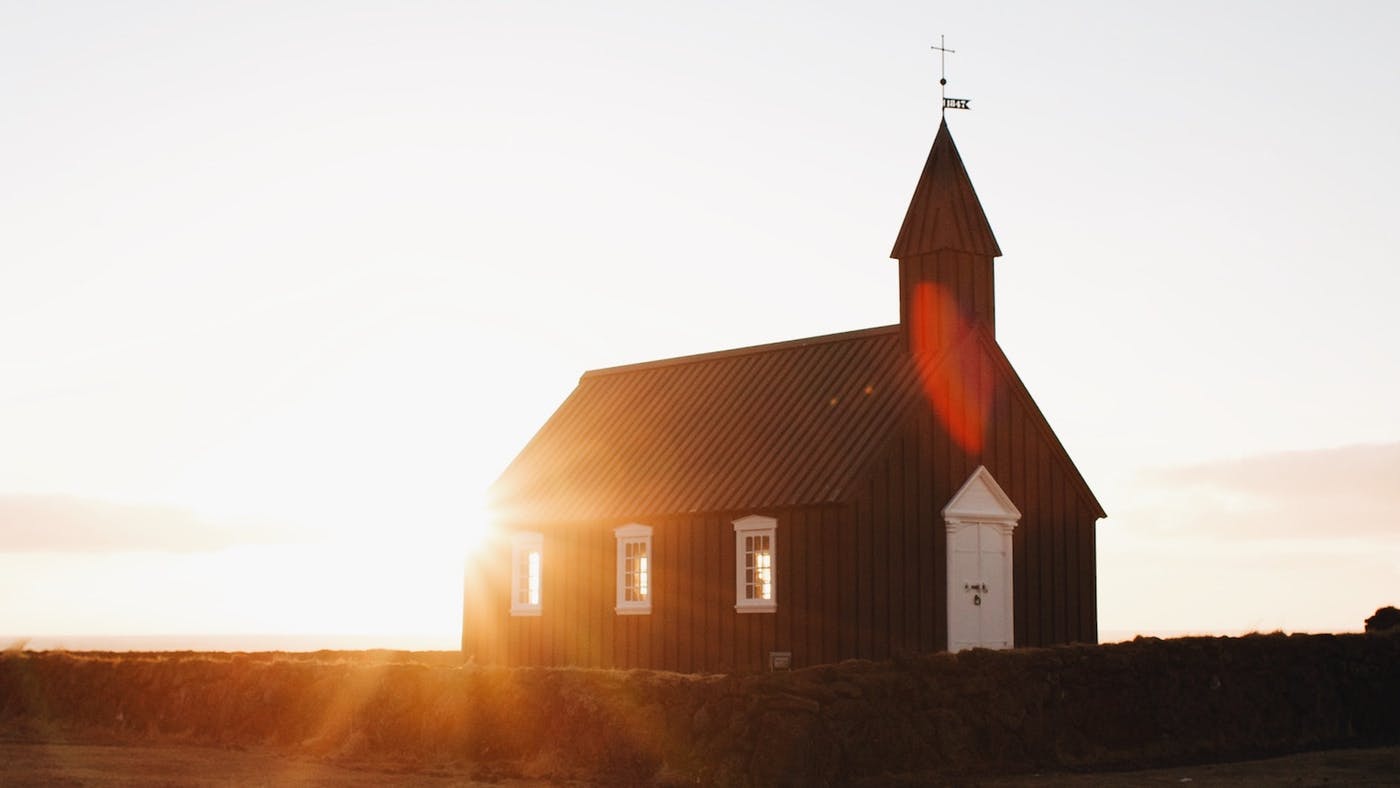 corona-cannot-prevail-against-her-09lf61qf-618c51faa6ebc19fccc9fd557669912a